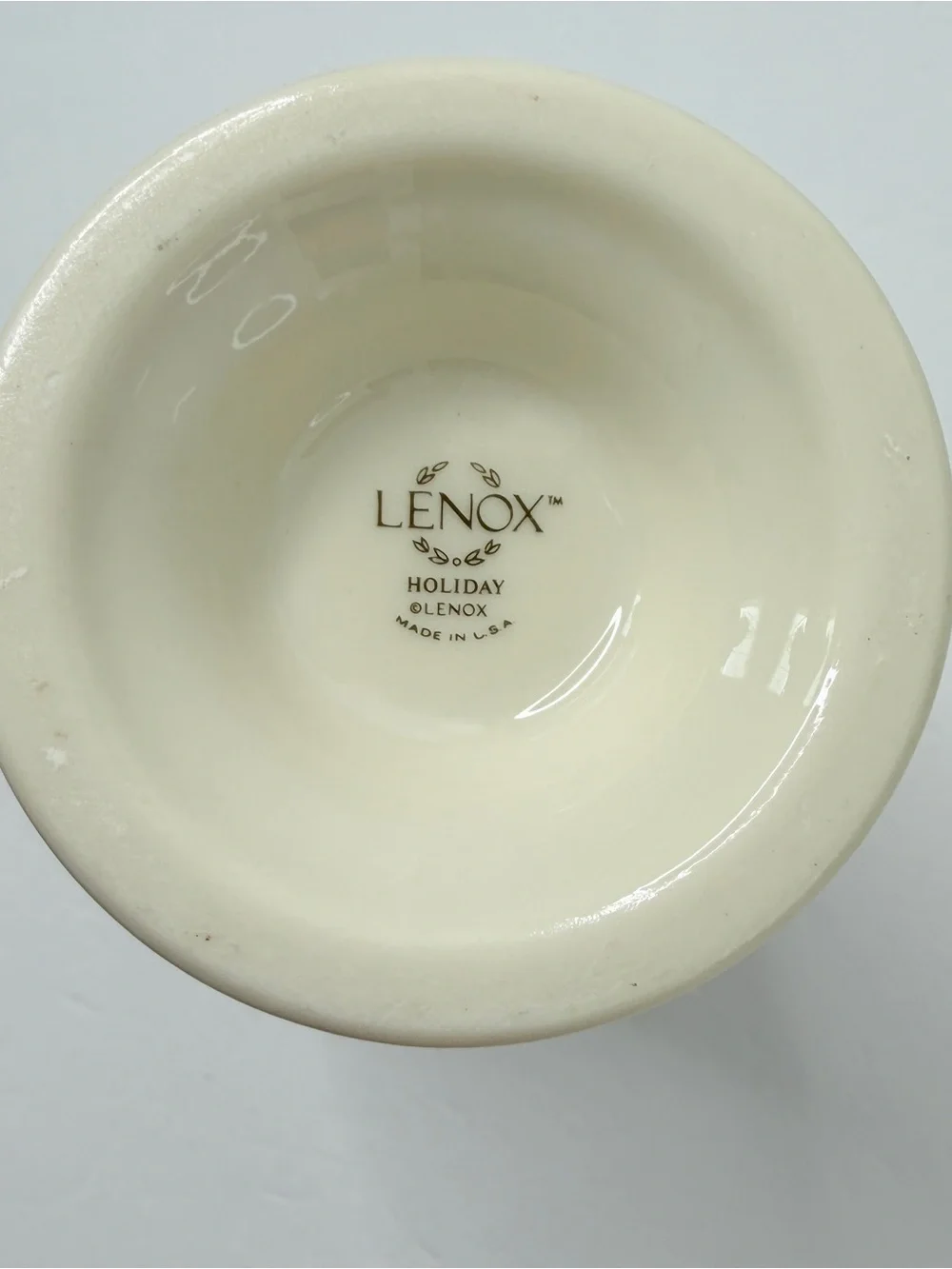 LENOX Christmas Holiday Holly Berries Pierced Porcelain Vase 7in